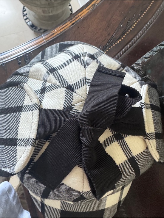 NWOT $1.230 GUCCI Black & Cream Plaid Newsboy Cap with Bow, sz M main image 7